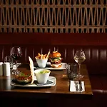 Hotel The Address 4*