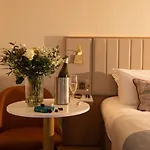 Hotel The Address 4*